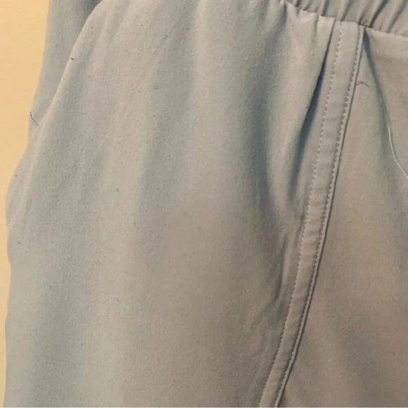 Lululemon Beyond the  Studio Crop Blue Linen Swift Fabric 8 - Picture 12 of 15
